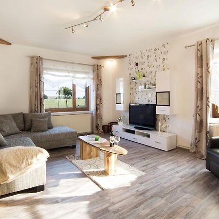 Spacious Apartment With Terrace Zur Forelle Баленщед Екстериор снимка
